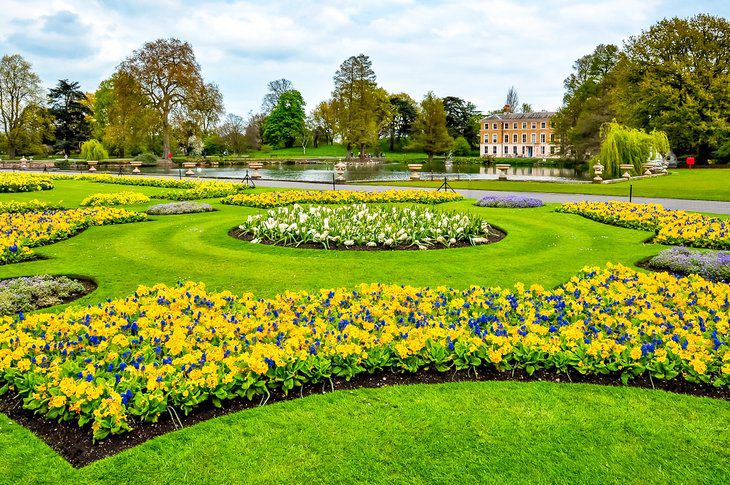 11 Best Public Gardens in London, England