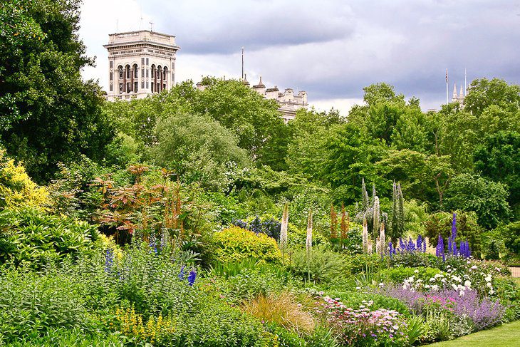 11 Best Public Gardens in London, England