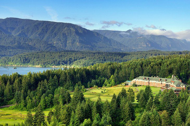 11 Best Resorts in Washington State