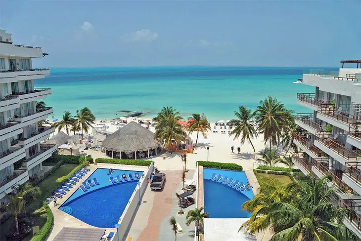 11 Best Resorts on Isla Mujeres