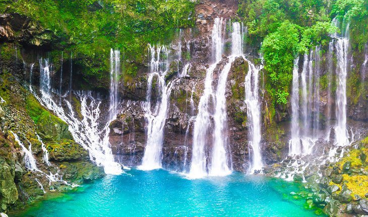 11 Best Waterfalls in France