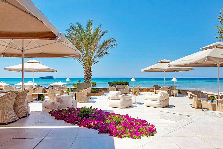 11 Top-Rated Family Resorts in Greece