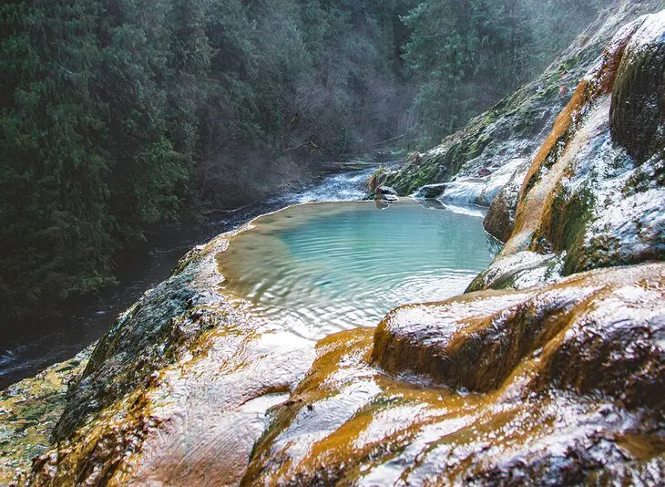 11 Top-Rated Hot Springs in Oregon