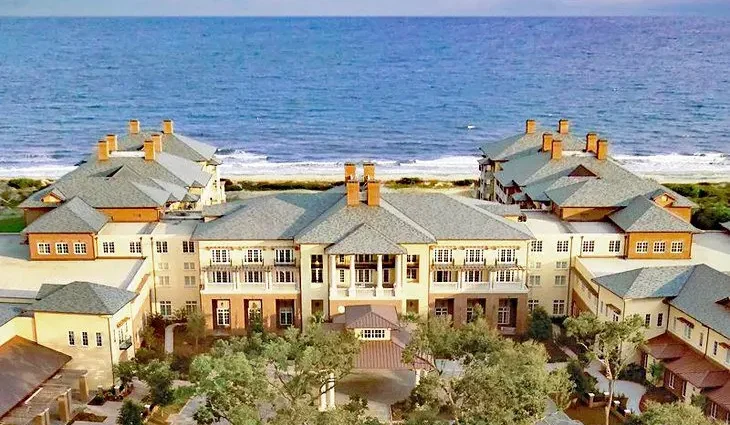 11 Top-Rated Resorts in Charleston, SC