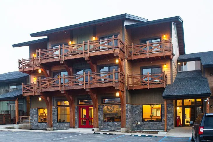 11 Top-Rated Resorts in Idaho