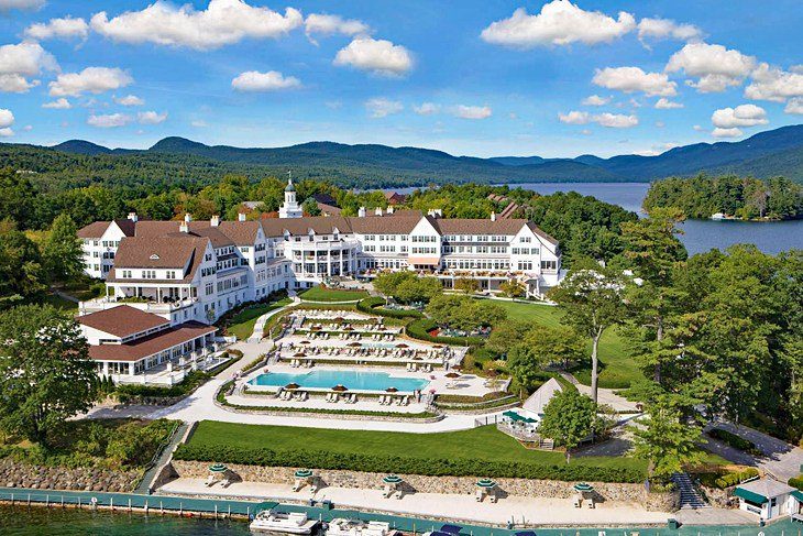 11 Top-Rated Resorts in the Adirondacks