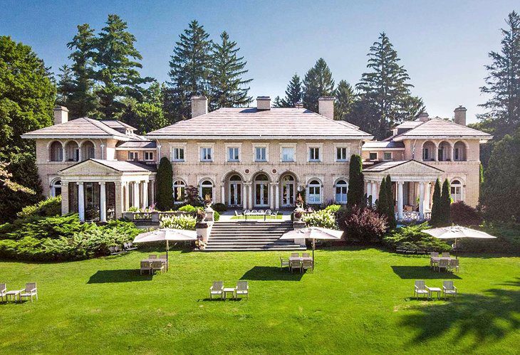 11 Top-Rated Resorts in The Berkshires