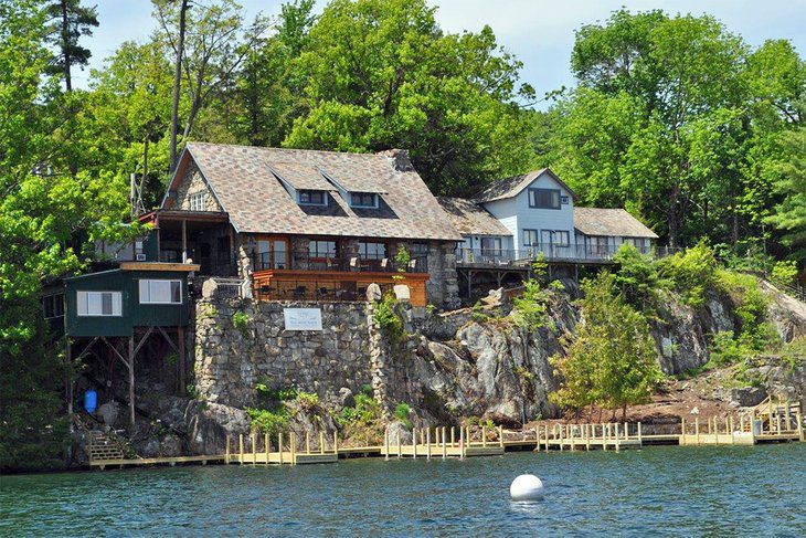 11 Top-Rated Resorts on Lake George, NY