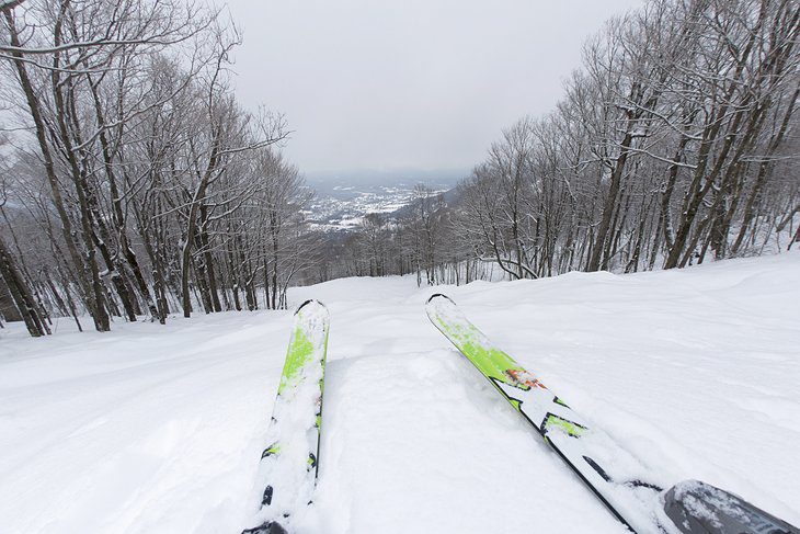 11 Top-Rated Ski Resorts in New York, 2023/24