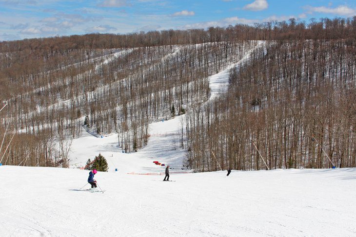 11 Top-Rated Ski Resorts in New York, 2023/24