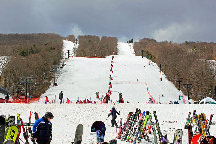 11 Top-Rated Ski Resorts in New York, 2023/24