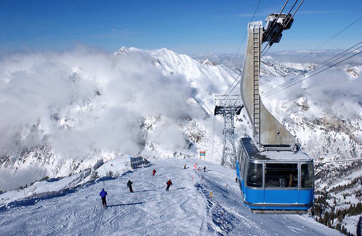 11 Top-Rated Ski Resorts in Utah, 2023/24