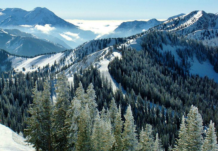 11 Top-Rated Ski Resorts in Utah, 2023/24