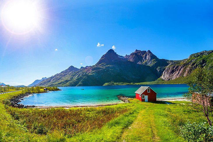 11 Top-Rated Tourist Attractions on the Lofoten Islands