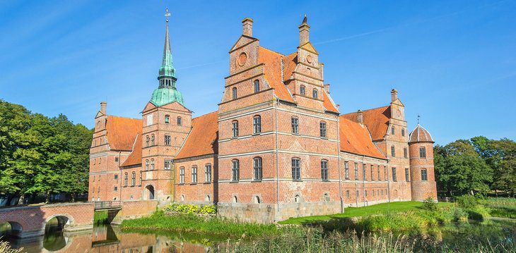 11 Top Tourist Attractions in Aarhus & Easy Day Trips