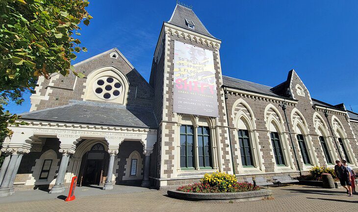 11 Top Tourist Attractions In Christchurch, NZ