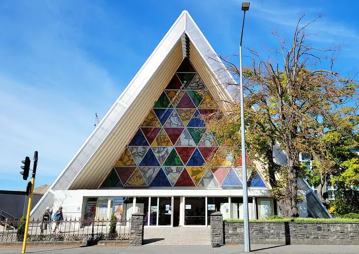 11 Top Tourist Attractions In Christchurch, NZ