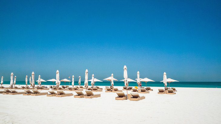 12 Best Beaches in Abu Dhabi