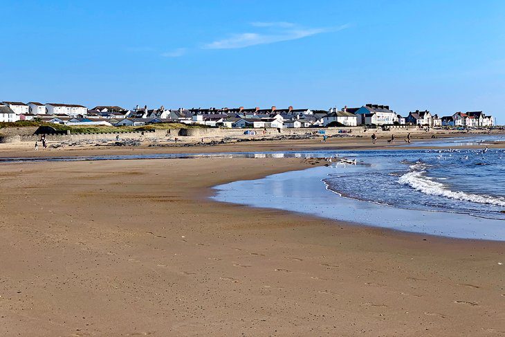 12 Best Beaches in Anglesey