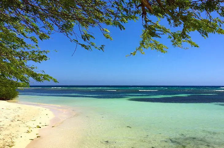 12 Best Beaches in Aruba (with Map)