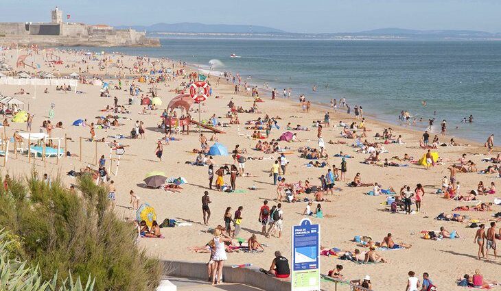 12 Best Beaches near Lisbon