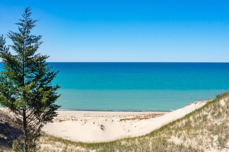 12 Best Beaches on Lake Michigan