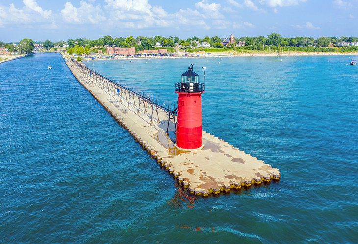 12 Best Beaches on Lake Michigan