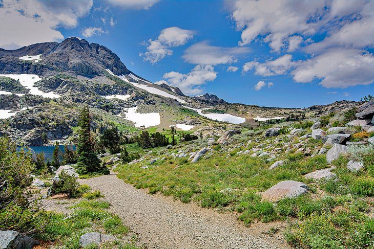 12 Best Day Hikes on the Pacific Crest Trail