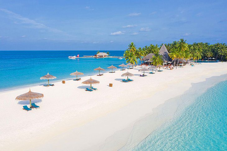 12 Best Honeymoon Resorts in the Maldives