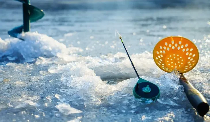 12 Best Ice Fishing Lakes in Ohio