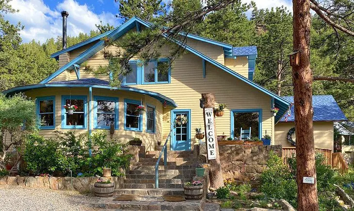 12 Best Resorts and Lodges in Estes Park, CO