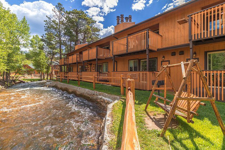 12 Best Resorts and Lodges in Estes Park, CO