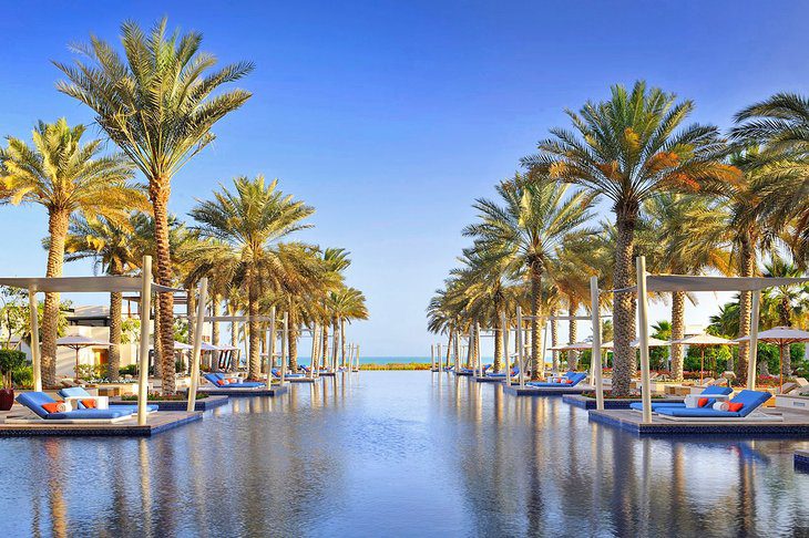 12 Best Resorts in Abu Dhabi