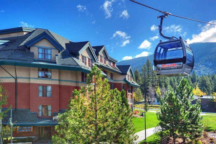 12 Best Resorts in Lake Tahoe, CA