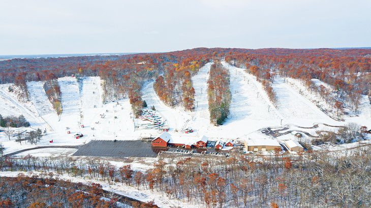 12 Best Ski Resorts in Minnesota, 2023/24