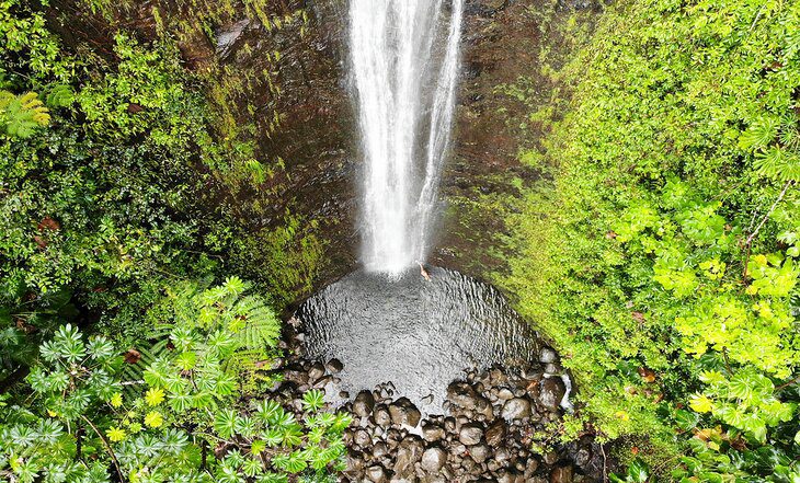 12 Stunning Waterfalls on Oahu