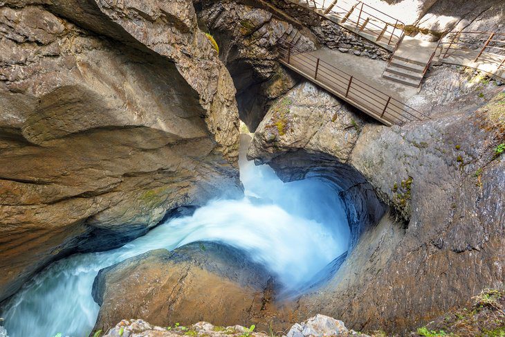 12 Top Attractions & Things to Do in the Jungfrau Region