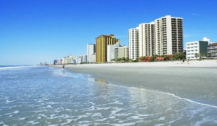 12 Top-Rated Beaches in South Carolina