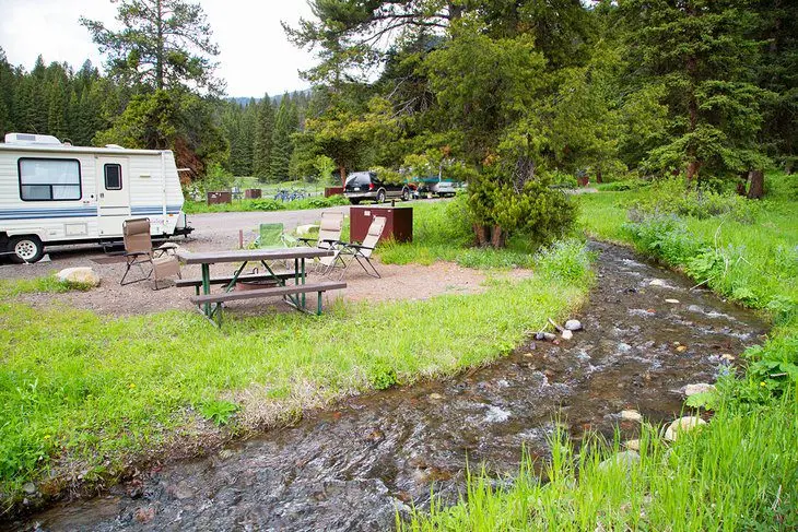 12 Top-Rated Campgrounds in Yellowstone National Park