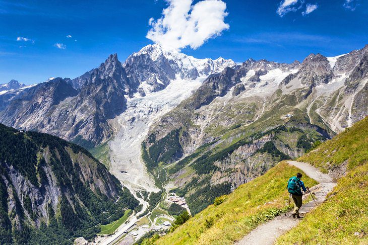 12 Top-Rated Hiking Trails in France