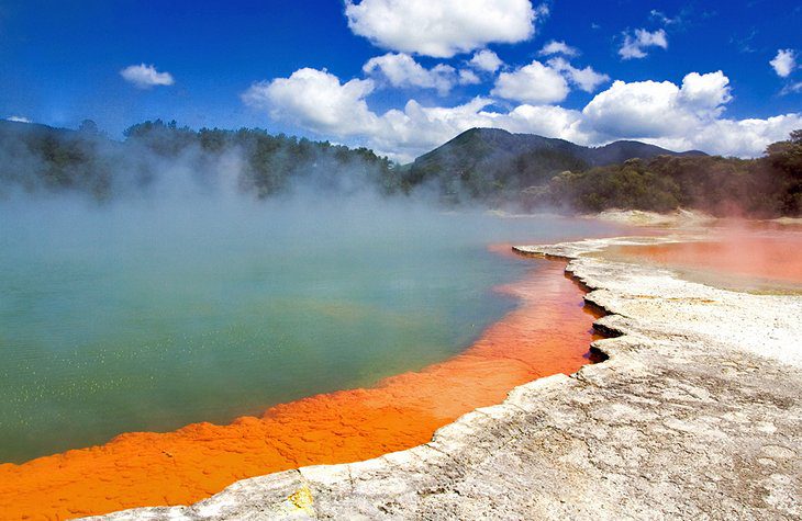 12 Top-Rated Tourist Attractions in New Zealand