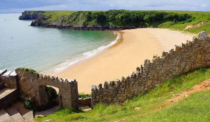 12 Top-Rated Tourist Attractions on the Pembrokeshire Coast, Wales