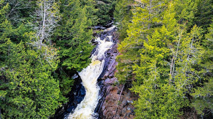 12 Top-Rated Waterfalls in Maine