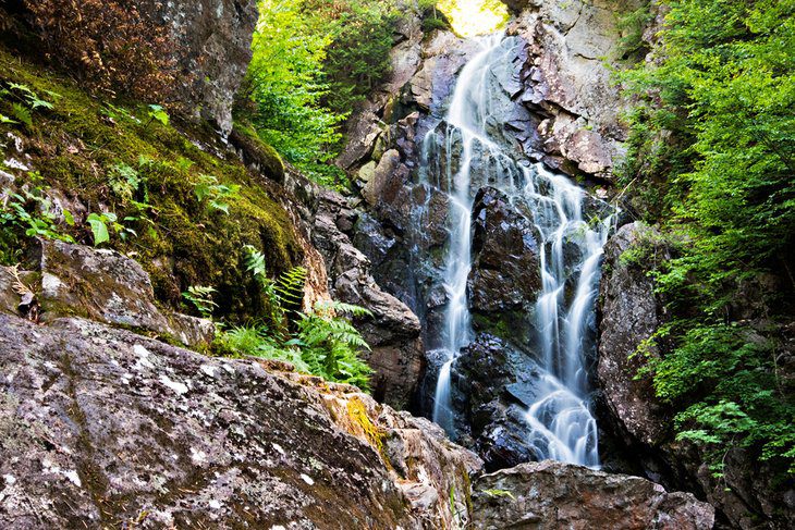 12 Top-Rated Waterfalls in Maine