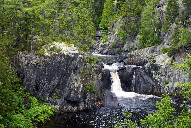 12 Top-Rated Waterfalls in Maine