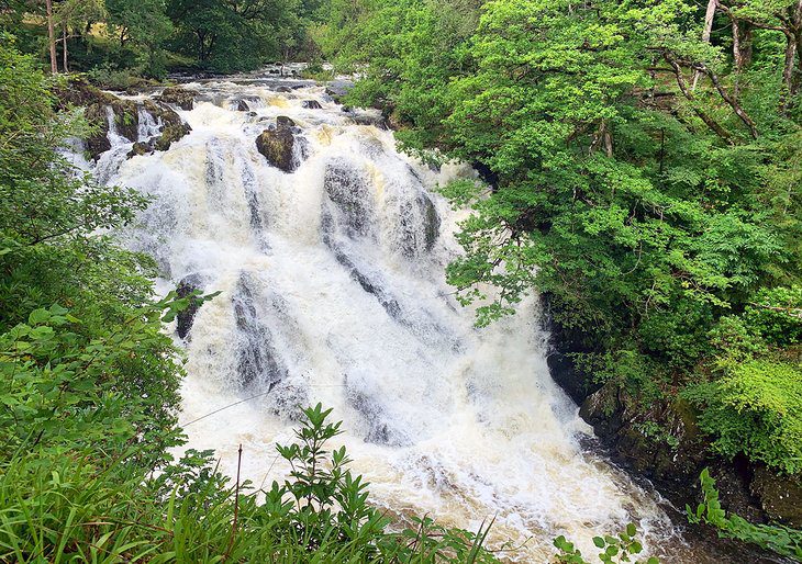 12 Top-Rated Waterfalls in North Wales