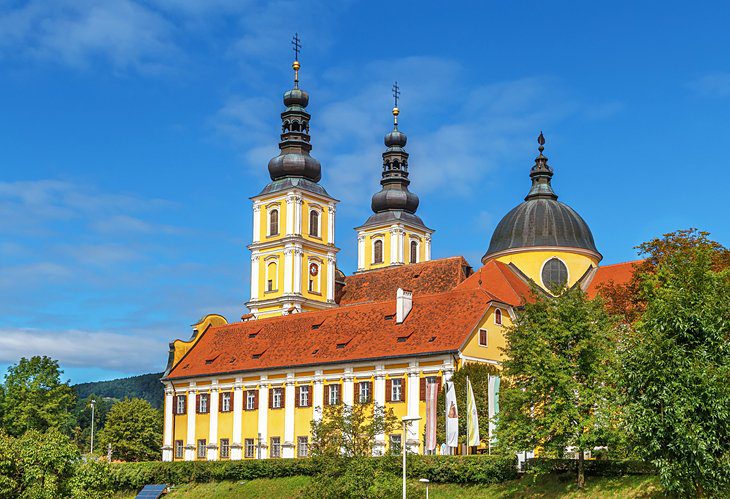 12 Top Tourist Attractions in Graz & Easy Day Trips