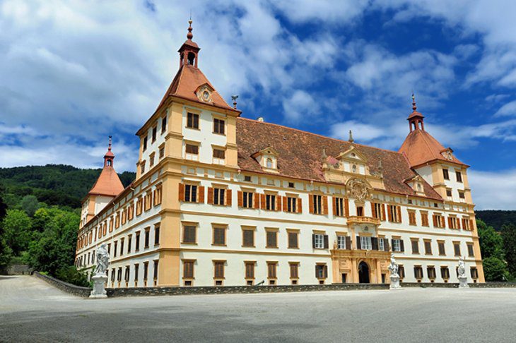 12 Top Tourist Attractions in Graz & Easy Day Trips