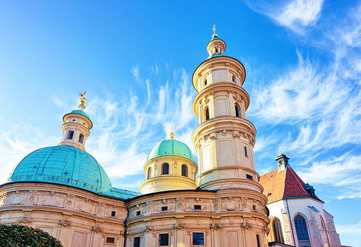 12 Top Tourist Attractions in Graz & Easy Day Trips