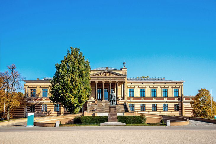 12 Top Tourist Attractions in Schwerin & Easy Day Trips